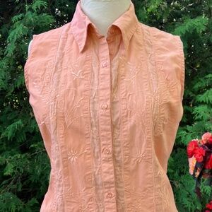 Sweet Vintage Sleeveless White Stag Shirt
